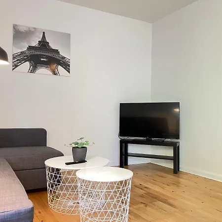 Bright 2-bedroom In Kolding With 4 Single Beds, Appartamento *